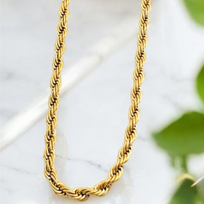 Ernie Rope Necklace